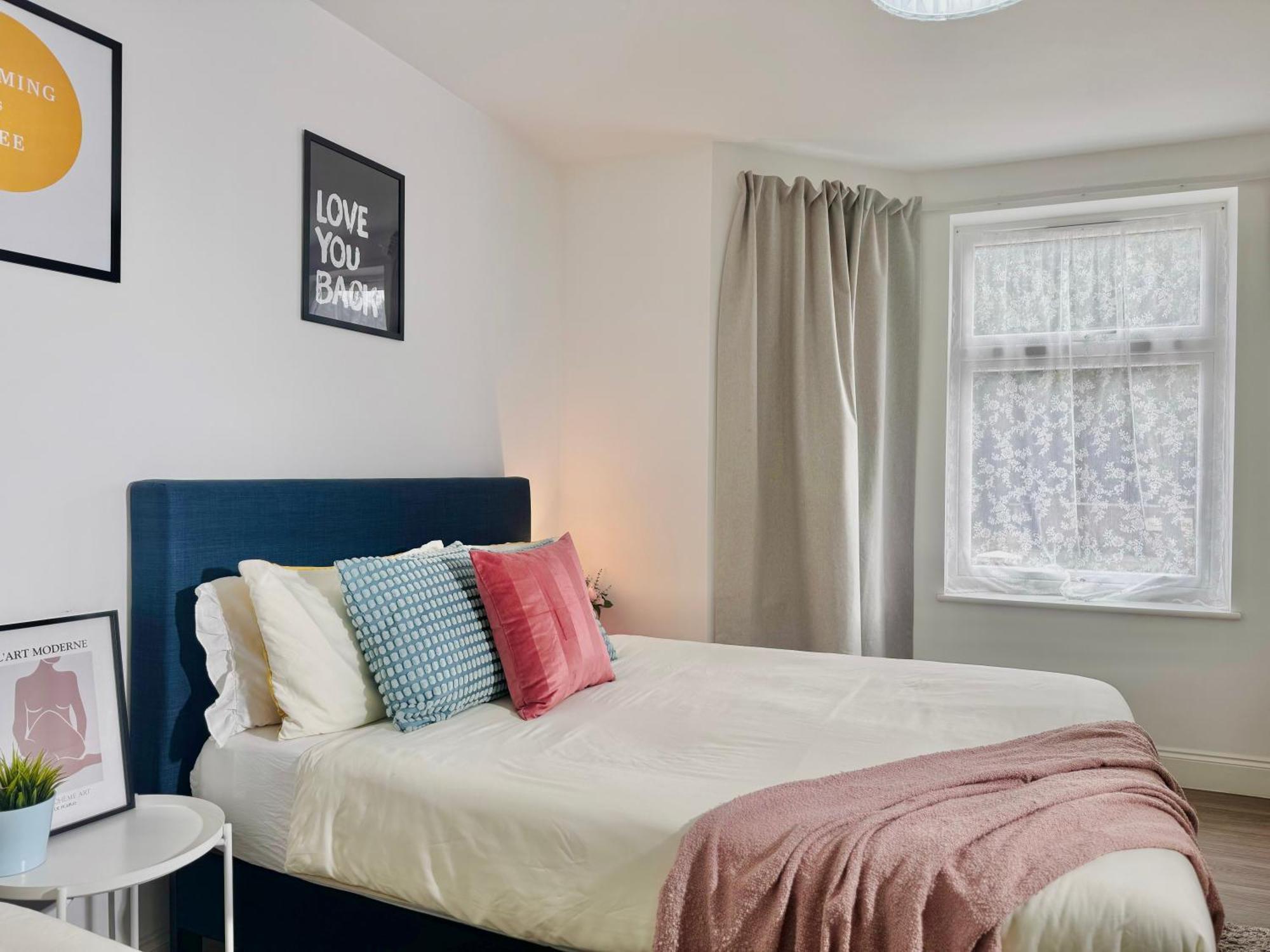 Cosy 1-Bed Flat 30Min To Central London & Parking Exterior photo